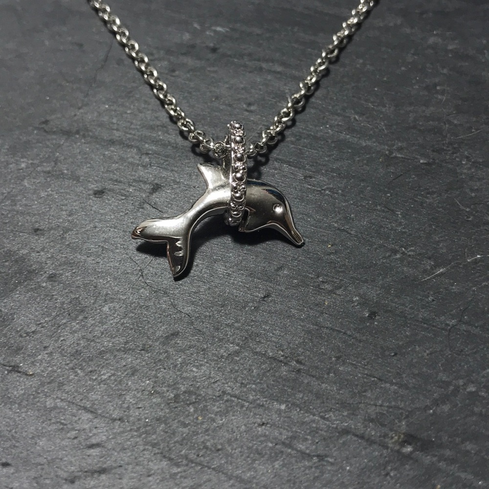 SALE 🌸 Dolphin Sterling Silver Necklace